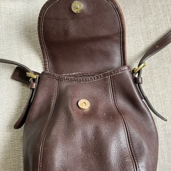 VINTAGE Coach Brown Leather Soho Small Satchel from 90s. - Picture 10 of 15